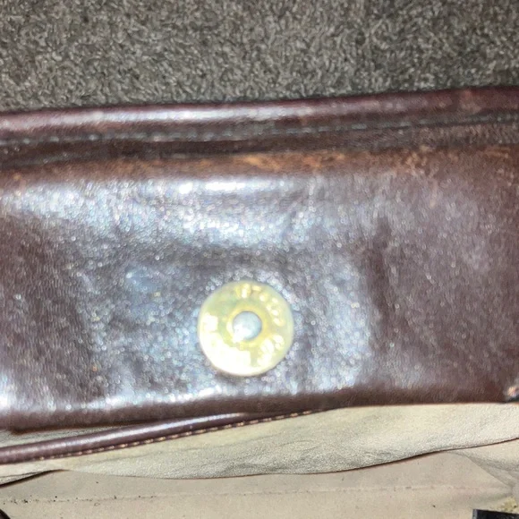 Brahmin Black and Brown Genuine Leather Croc Embossed Shoulder Bag 10” X 10” - Picture 10 of 16